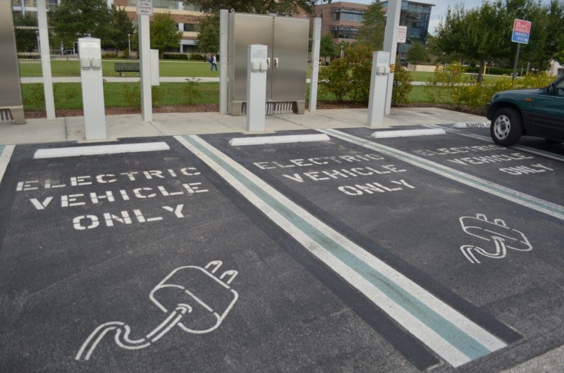 DOT Selects UCF to Develop 'Smart Grid' for Plug-in Electric Vehicles ...