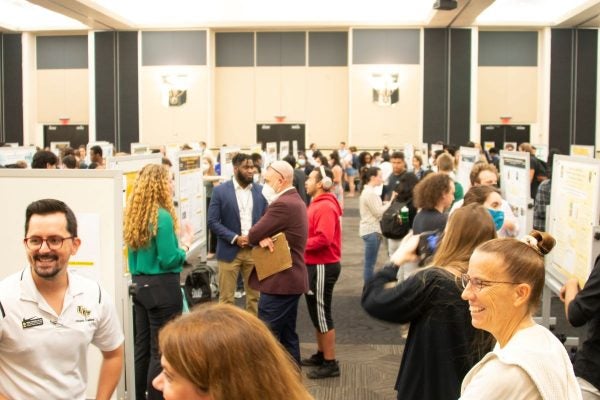 UCF Student Research Week 2023 Kicks Off with the Academic Exhibition ...